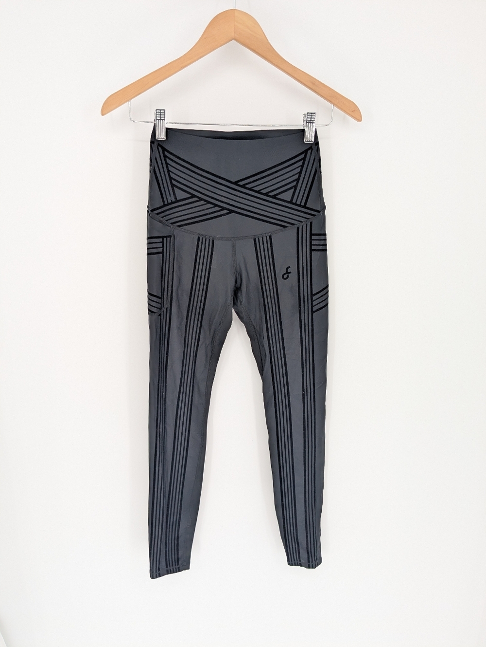 Fanka Body Sculpt Resistance Leggings Reversible Wear Black Size Medium Gym